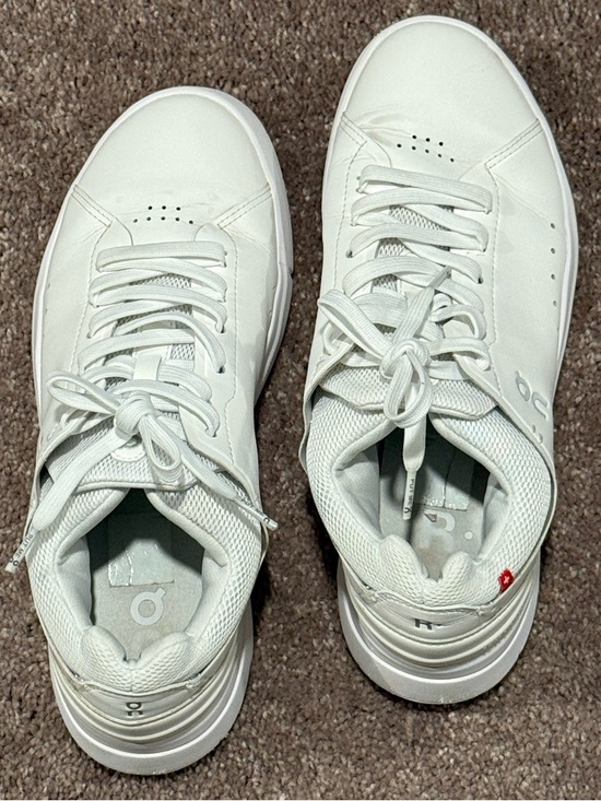 On Running Shoes - On Rodger Advantage White Men's Low-Top Athletic Sneakers